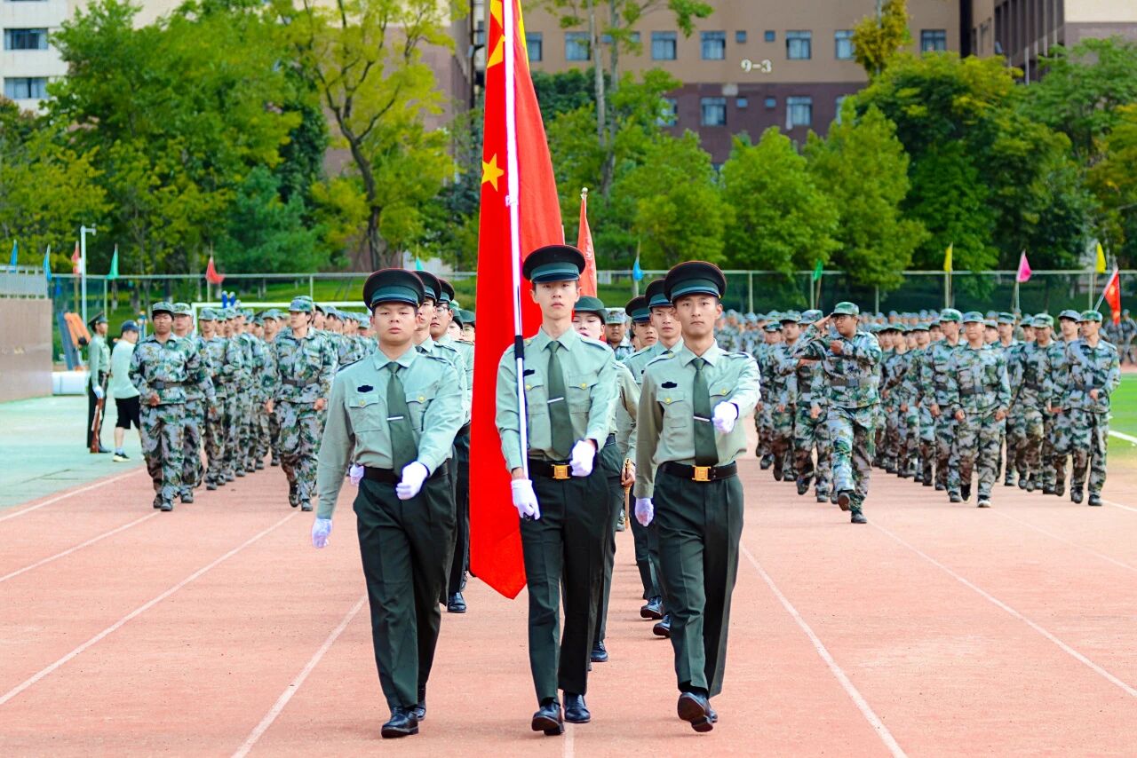 Ky开元集团2025级新生军训成果展示暨表彰大会圆满举行