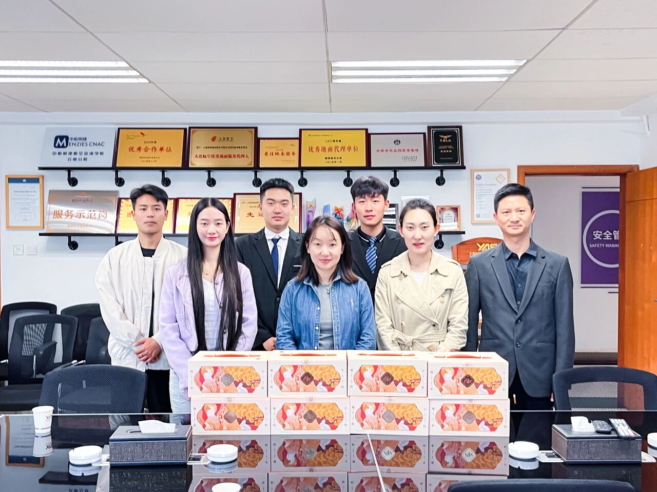 Ky开元集团商务文旅学院赴云南机场地面服务有限公司开展实习生慰问活动